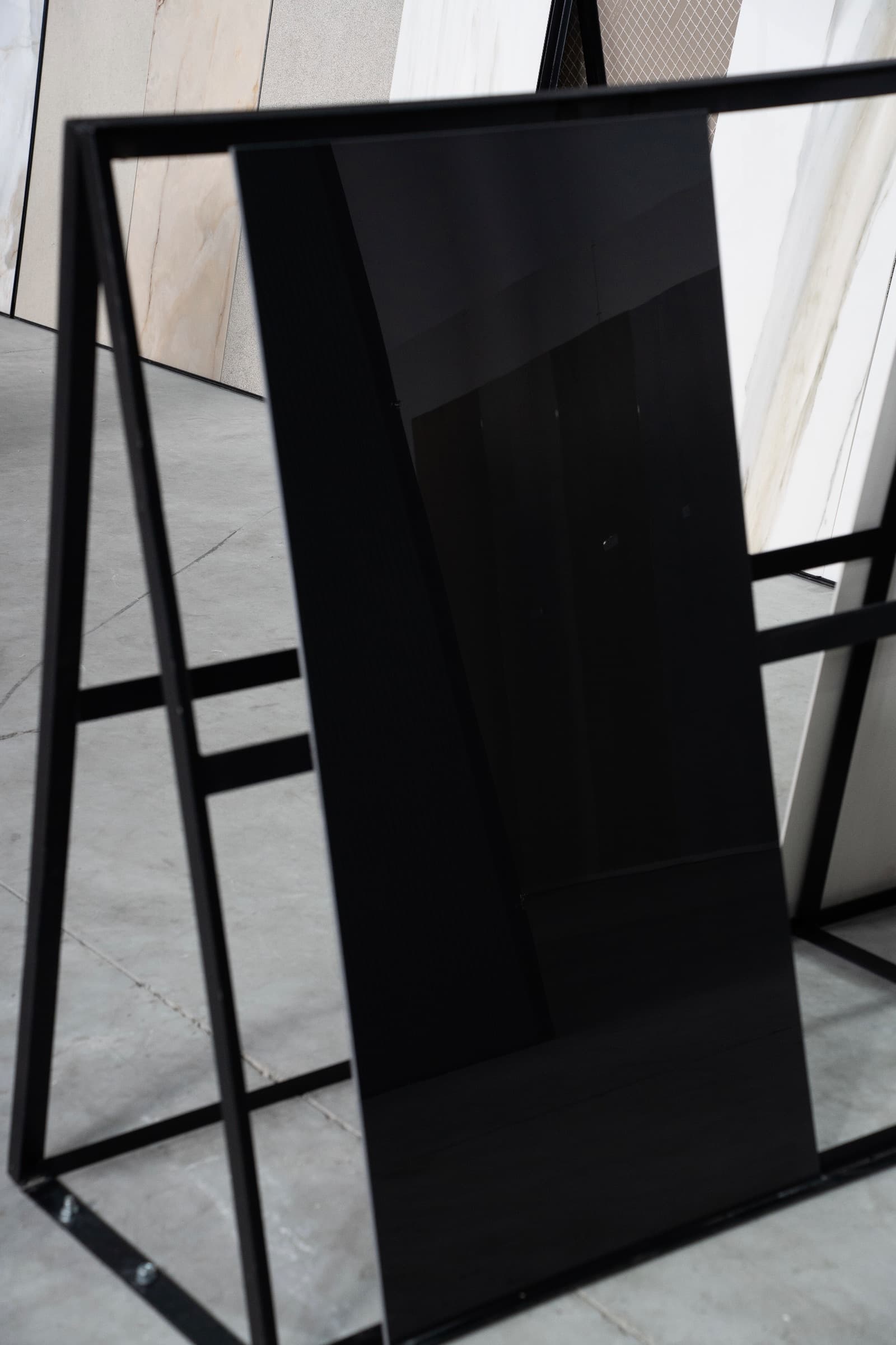 B&W Marble Black Glossy — imagine 3
